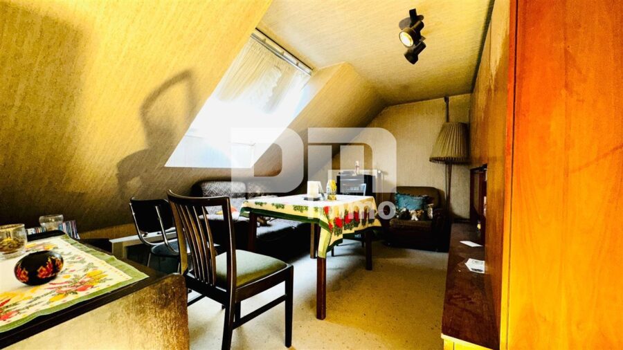 (R)eserviert!Wohn- / Gewerbe Ensemble mit großem Wohnbaugrundstück - Wohnhaus OG / DG Schlafzimmer 3 / Kinderzimmer